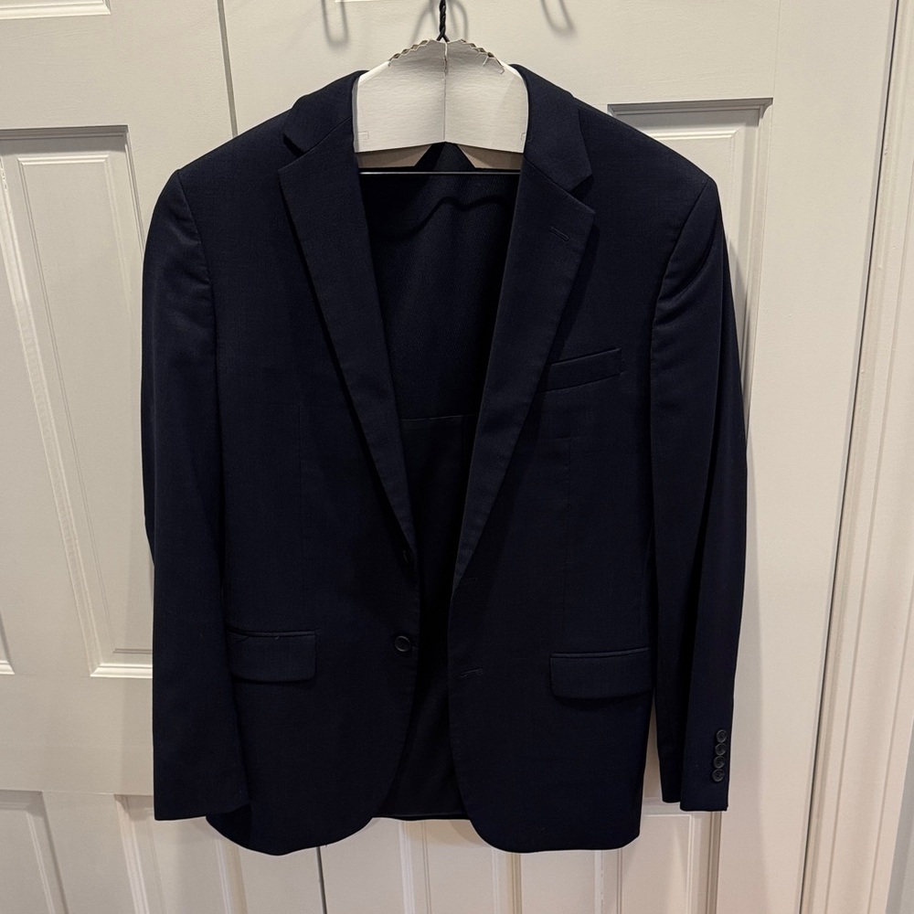 Jos A Bank Slim Fit Men’s Travel Tech Blazer - Slim Fit 41L